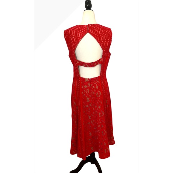BCBGMAXAZRIA Lace Midi Dress Sleeveless Party Cocktail Red Size 12 - Picture 9 of 12